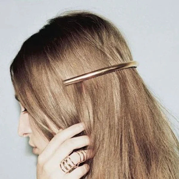 LOVEERY's Bersonalized Hairpin