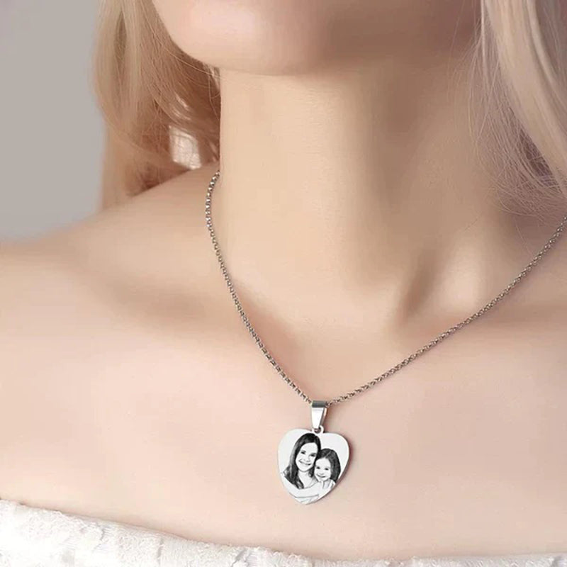 LOVEERY's Custom Engraved Necklace - "Heart Of Love"