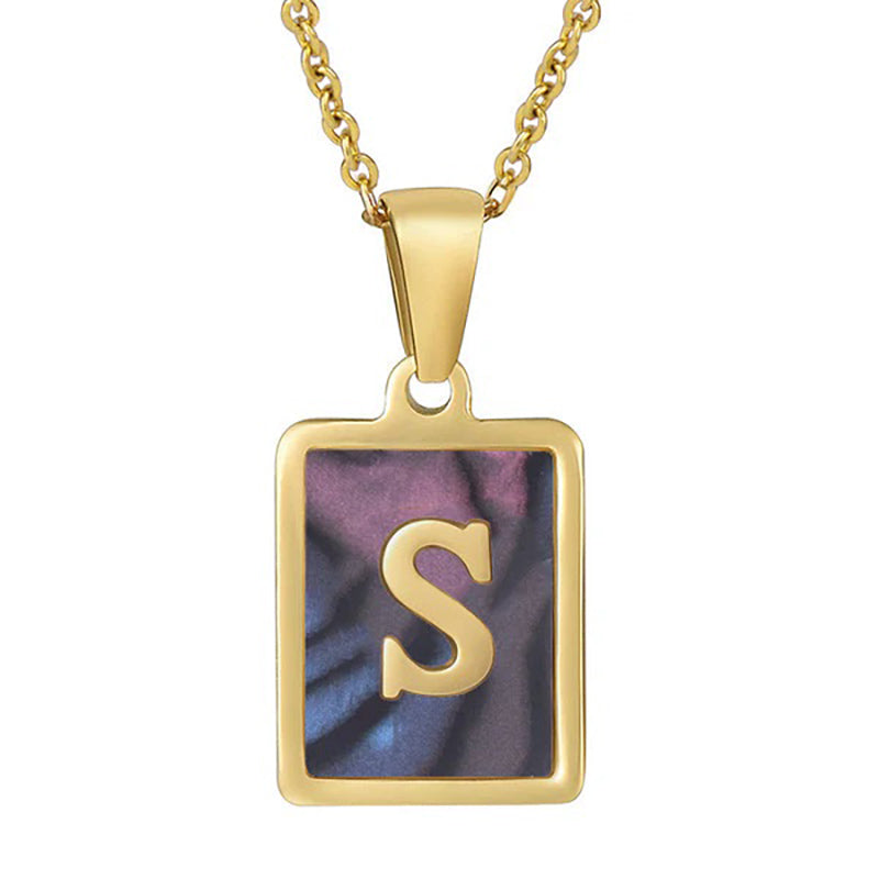 LOVEERY's Sweet Moment Necklace