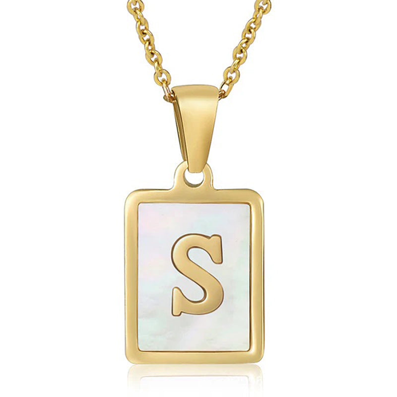 LOVEERY's Sweet Moment Necklace